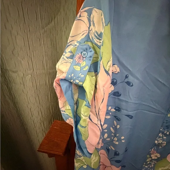 Rachel Zoe Sky Blue Floral Button-Down Shirt with Pink Roses - Picture 4 of 8